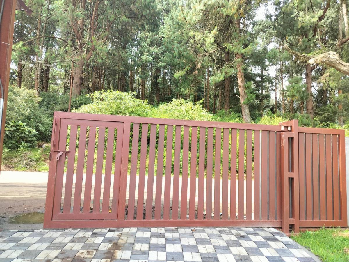 Stellar Luxury Homes Utakamand Zewnętrze zdjęcie